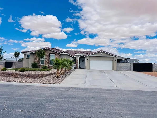 1588 Heights Dr, Moapa Valley, NV 89021