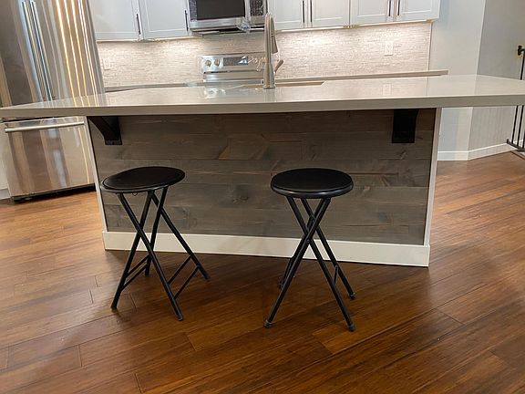 5th image of 4779 Auburn Dr #4