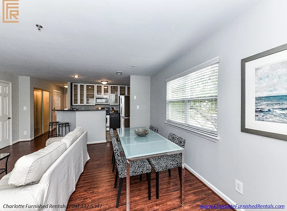 509 N Graham Street — Photo 2