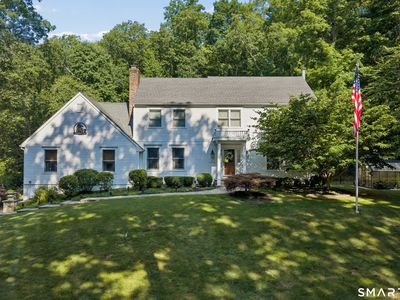 9 Fox Hollow Lane, Sandy Hook, CT, 06482