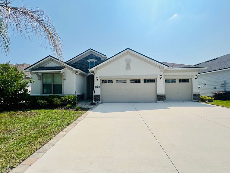 1st image of 631 Charter Oaks Blvd