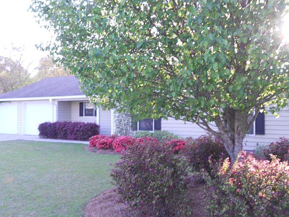 4th image of 3905 Foxridge Dr