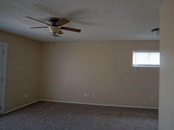 3rd image of 4204 Amistad Dr
