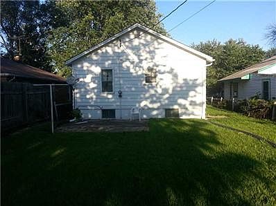 2nd image of 2520 Mars Hill St