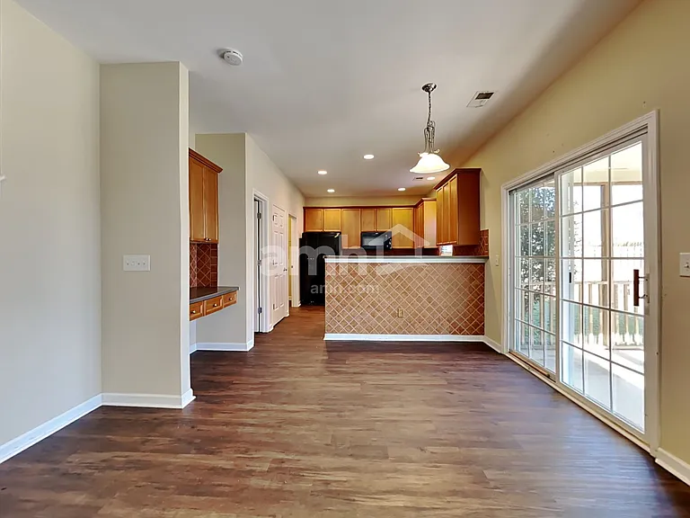 113 Estero Ct — Photo 4
