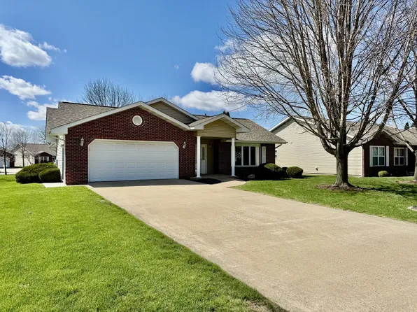 2800 Becker Dr, Peru, IL 61354