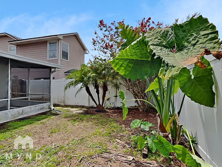 12137 Pilot Ct — Photo 17