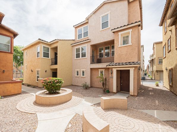 2032 N 78th Gln