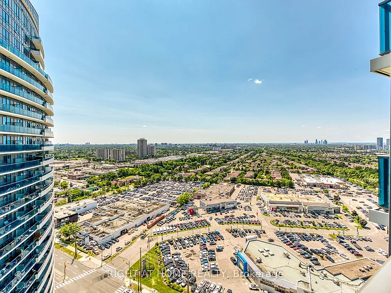 7171 Yonge St #2415 — Photo 2