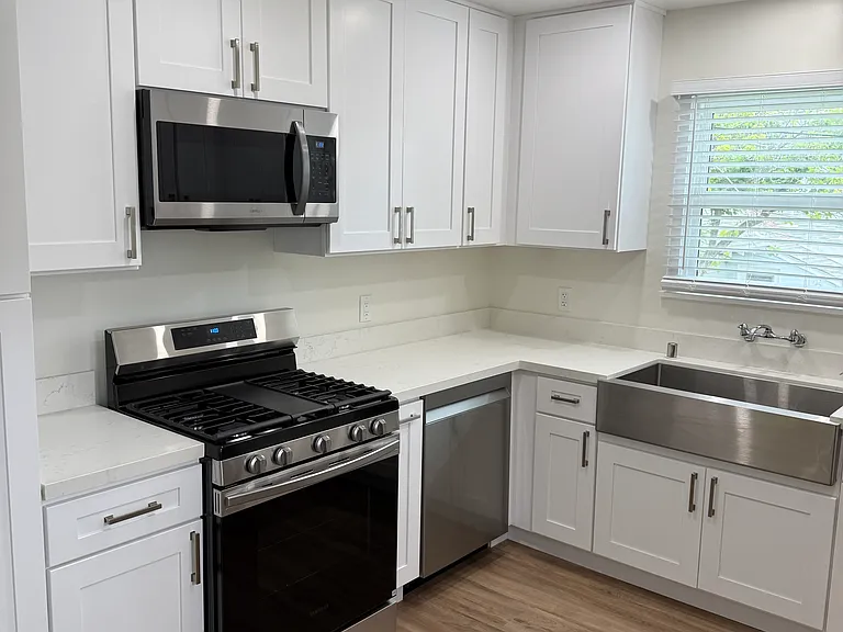 2014 Verdugo Blvd #C — Photo 9