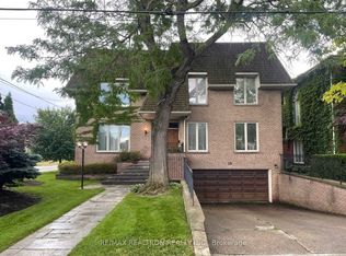 29 Sultana Ave, Toronto, ON M6A 1T2