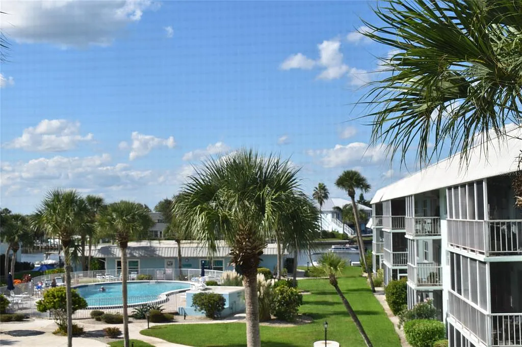 2 bed, 1141 sqft, $3,200 — Photo 2