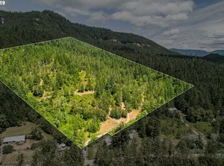 9300 Little River Rd, Glide, OR 97443