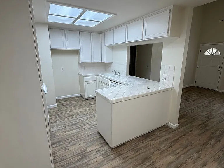 5111 W Fremont Ave — Photo 1