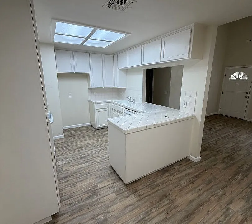 5111 W Fremont Ave