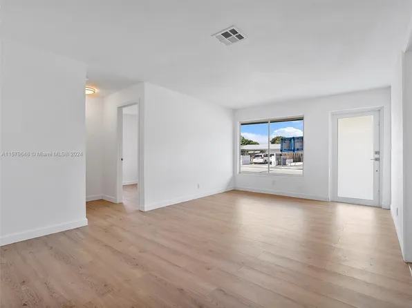 2110 NW 28th Ter, Fort Lauderdale, FL 33311