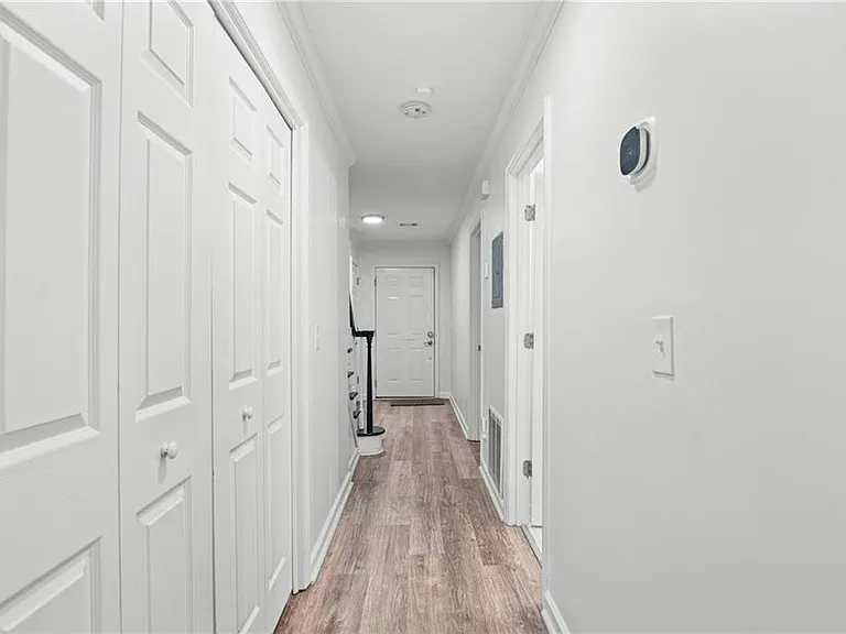 1566 Paces Ferry North Dr SE — Photo 5