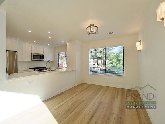 2nd image of 41 Pine Tree Ct