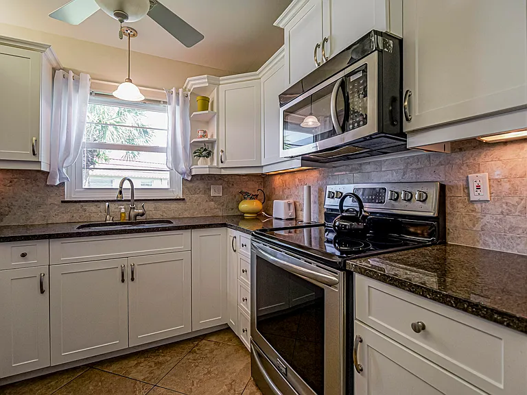 106 Spring Lake Ct #201 — Photo 11