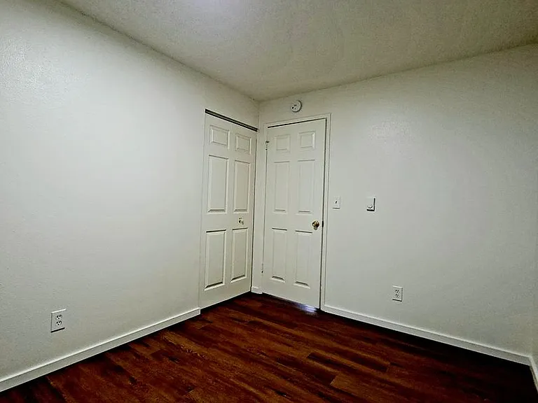 Sun Vista — Photo 12