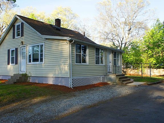5th image of 32 Birch Rd
