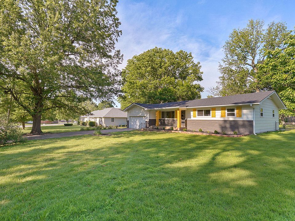 218 S Jonathan Avenue, Springfield, MO 65802 | Zillow