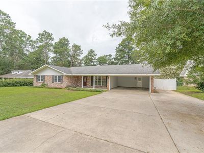 304 Holiday Cir, Pineville, LA, 71360