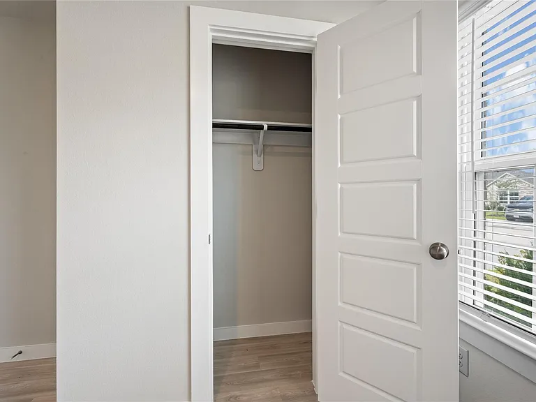 8635 Jetty Glen Dr — Photo 27