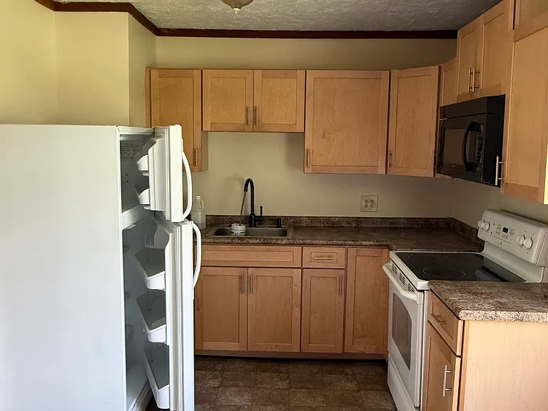 13791 Back Rd — Photo 12