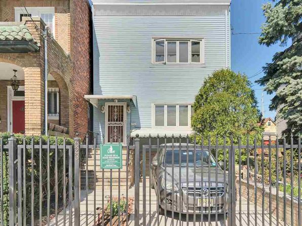 Private Gated Jersey City Real Estate 12 Homes For Sale Zillow