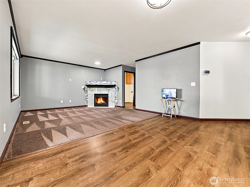 5th image of 8415 205th Street Ct E