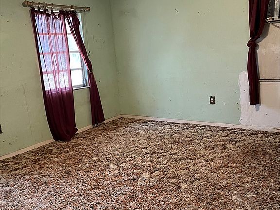 4th image of 2450 Scrubpens Rd