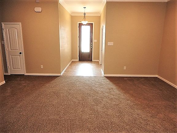 2nd image of 216 Bay Hill Drive