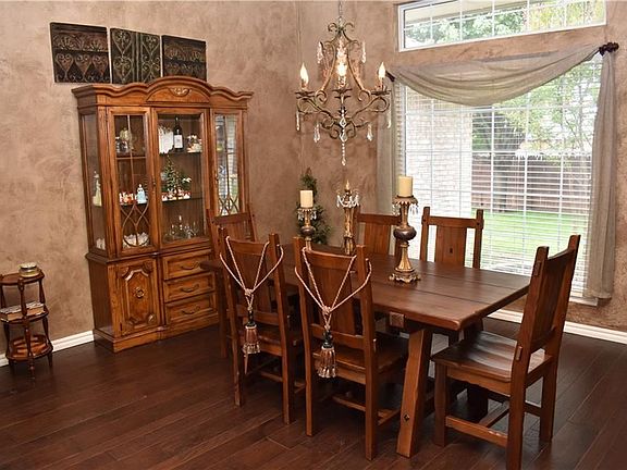 5th image of 15505 Arbuckle Hts
