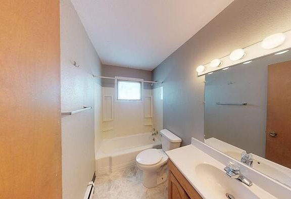 4th image of 1603 E Divide Ave APT A