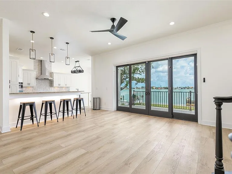 4 Paradise Ln — Photo 11