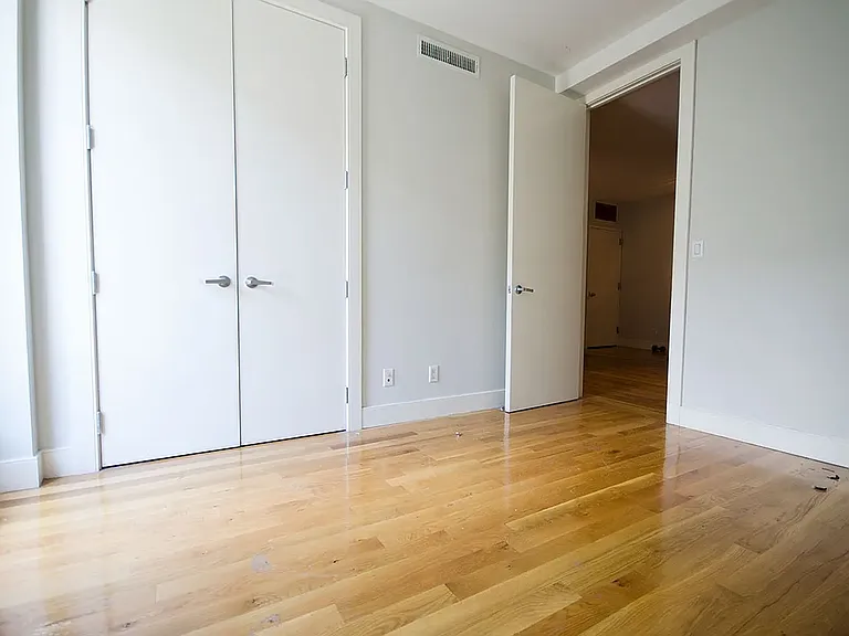 28 Fayette St #3R — Photo 8