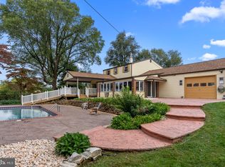 507 W Pine St, Feasterville, PA 19053