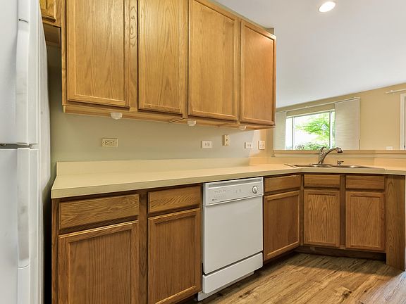 2nd image of 4336 Waters Edge Dr