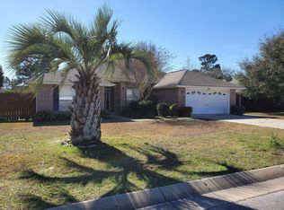 2339 Heritage Cir, Navarre, FL 32566