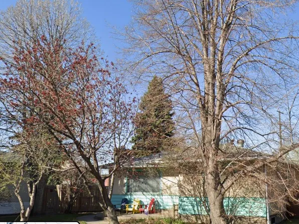 9216 169th St NW, Edmonton, AB T5R 0A8