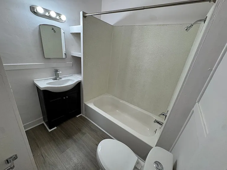 1411 W 9th Ave #C — Photo 10