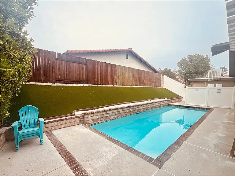 5309 Lockhurst Dr — Photo 1