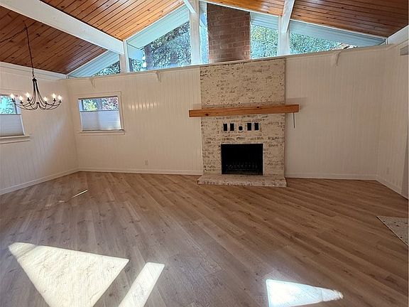 4th image of 31024 Wild Oak Dr