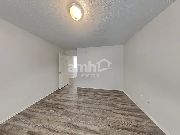 7819 Talladega Springs Ln — Photo 18