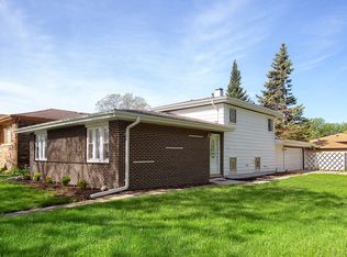 370 Mackinaw Ave, Calumet City, IL