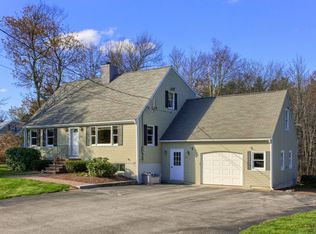 325 Wethersfield St, Rowley, MA 01969