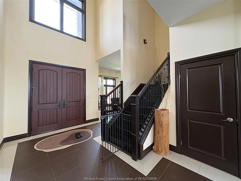 236 Shoreview Ct — Photo 4