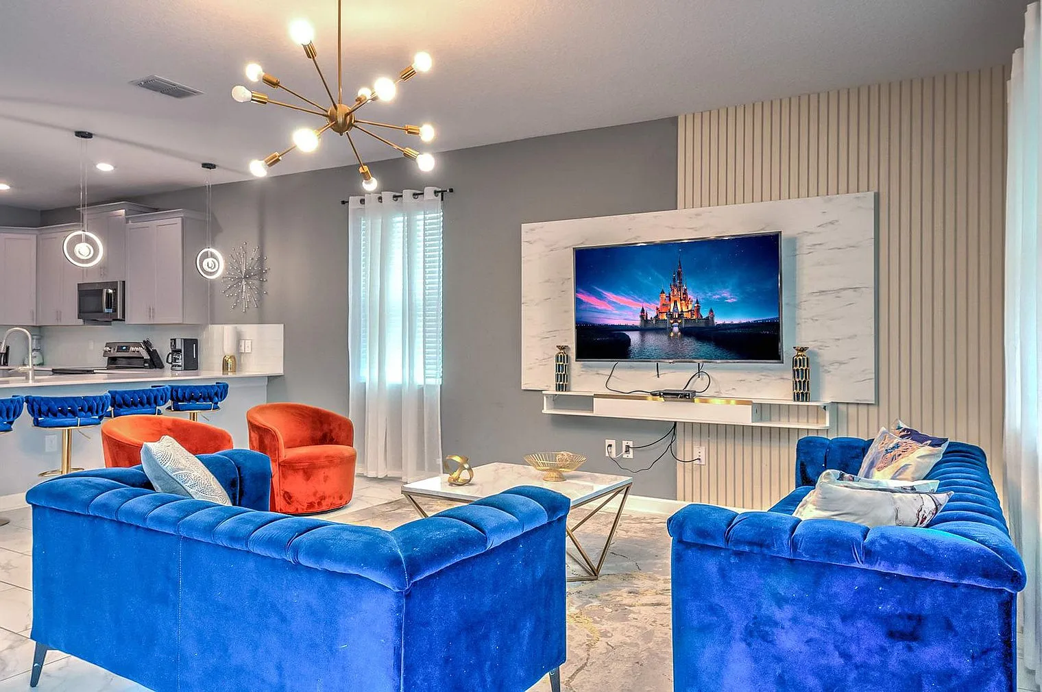 9 bed, 5.0 bath, 4284 sqft, $7,260 — Photo 2