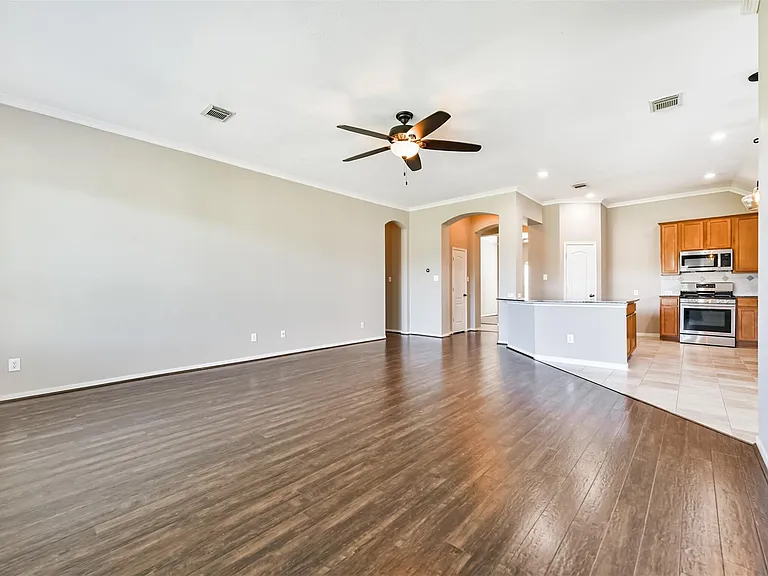 13719 Rolling River Ln — Photo 5